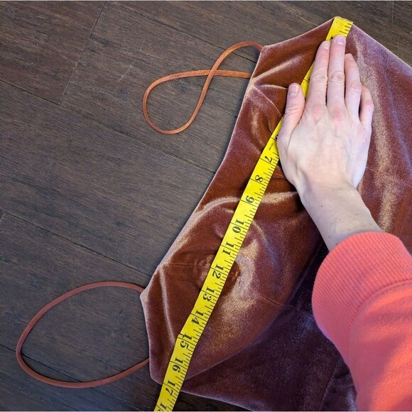 Jenny Yoo Quinn Elegant Velvet Spaghetti Strap Bridesmaid Dress Rose - Picture 13 of 16